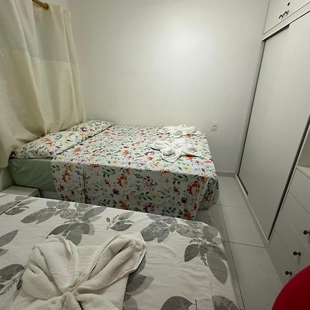 Flat Guarajuba 4 Quartos Terreo A Beira Mar - Pe Na Areia - Governanca Com Arrumadeira E Wi Fi Inclusos Camassari Εξωτερικό φωτογραφία