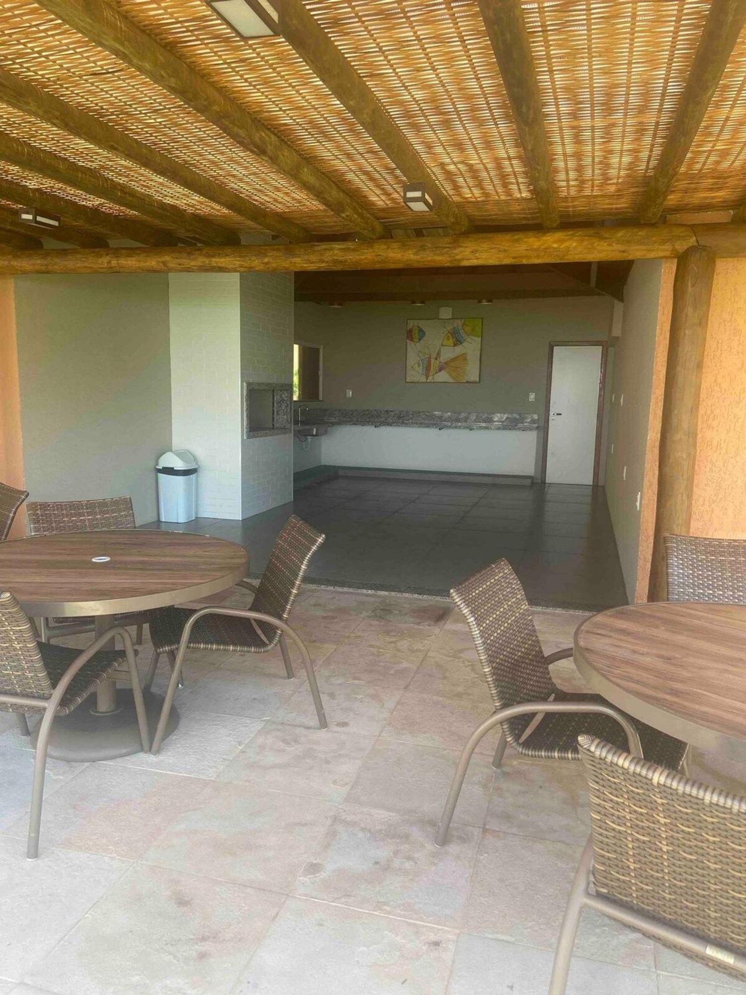 Flat Guarajuba 4 Quartos Terreo A Beira Mar - Pe Na Areia - Governanca Com Arrumadeira E Wi Fi Inclusos Camassari Εξωτερικό φωτογραφία