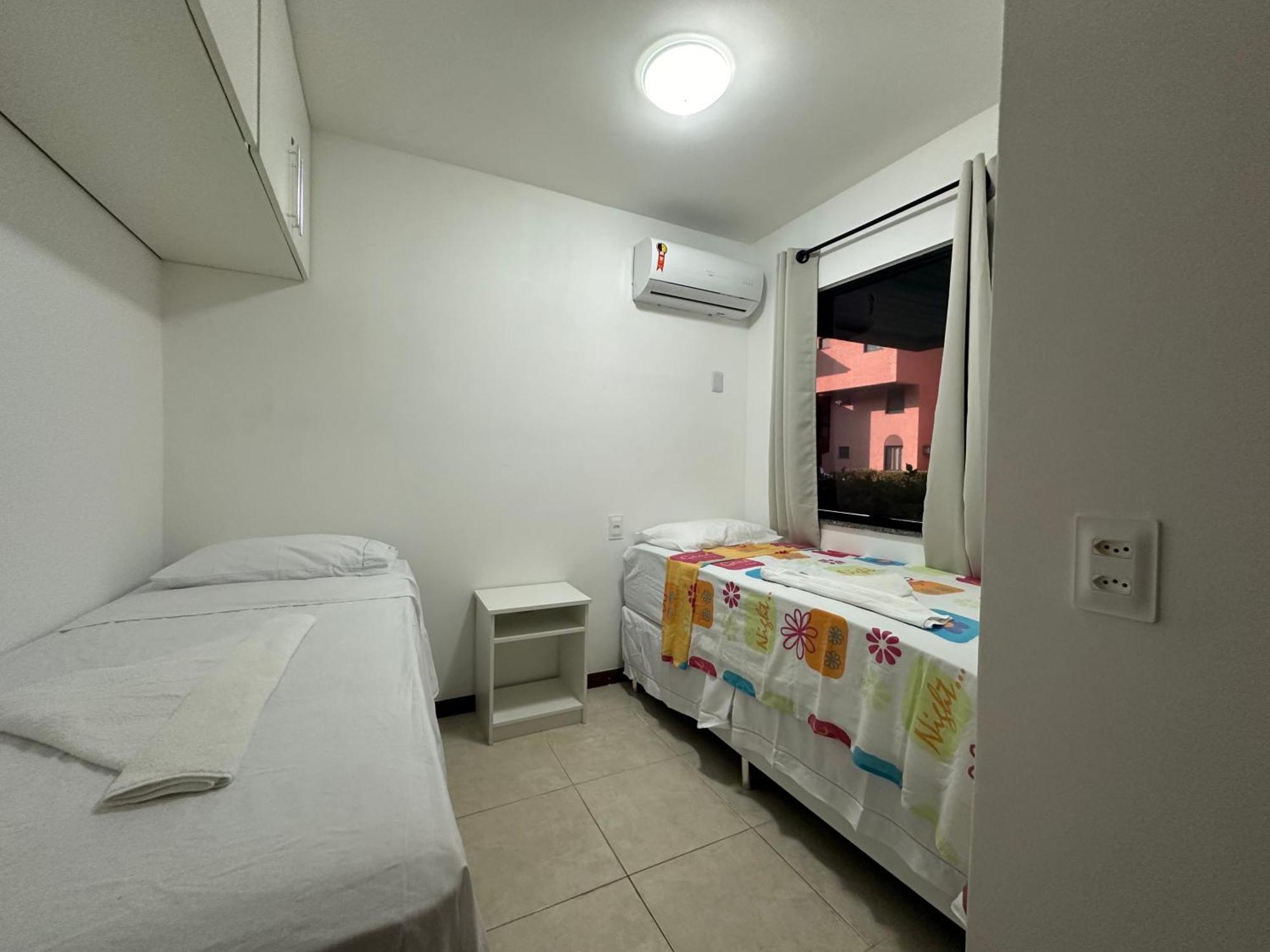 Flat Guarajuba 4 Quartos Terreo A Beira Mar - Pe Na Areia - Governanca Com Arrumadeira E Wi Fi Inclusos Camassari Εξωτερικό φωτογραφία